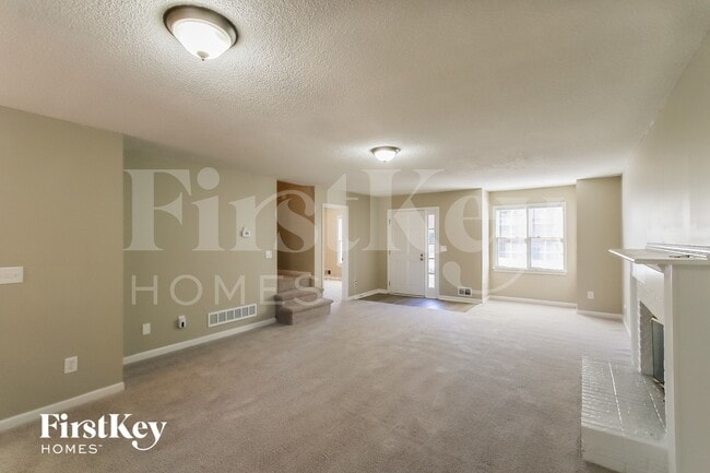 Photo - 130 Whisperwood Ln