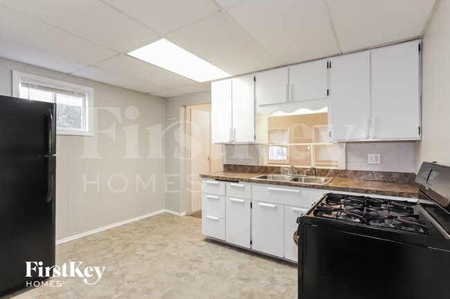 Photo - 425 Judson St