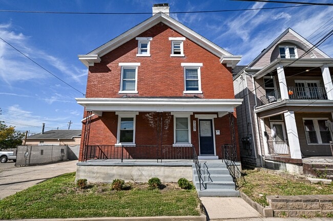 Building Photo - 5107 Hunter Ave