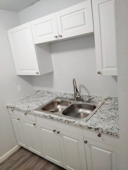 Photo - 8127 Stonehurst St Unidad 1