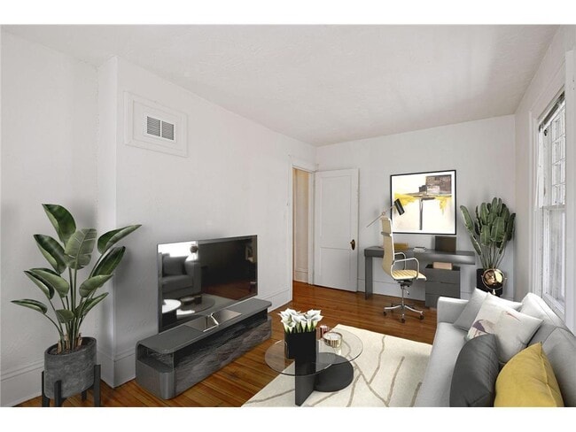 Photo - 1913 Emerson Ave S Unit 103