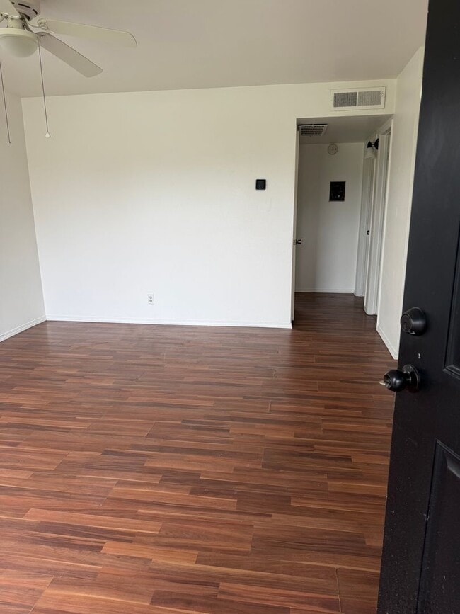 Photo - 2 Bedroom 1 Bath Centrally located