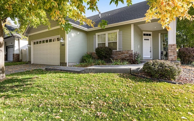 Photo - Charming 3 Bedroom Home in Eagle – Minutes to Eagle Bike Park