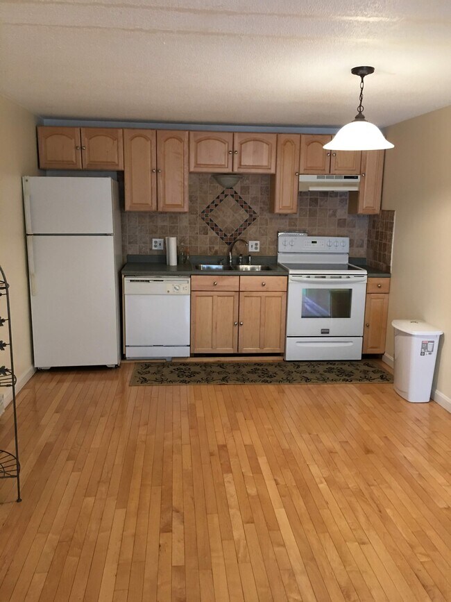 Photo - 94 Beacon St Condo Unit 21