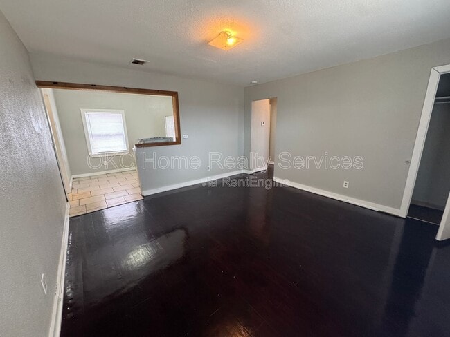 4201 NE 16th Terrace