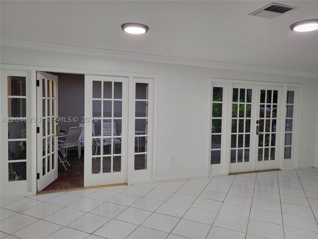 Photo - 5200 SW 89th Pl