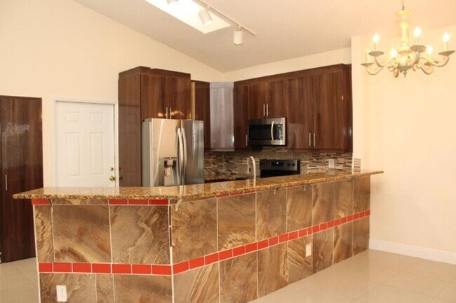 Photo - 7705 Forest Green Ln