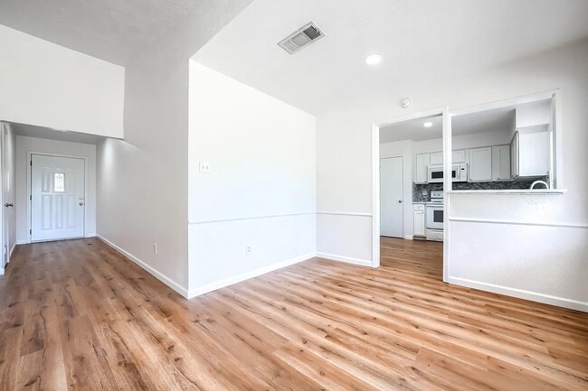 1002 Mill Run Dr