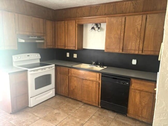 Photo - 2903 NE Tortoise Dr