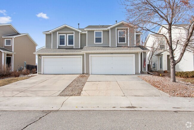 Building Photo - Beautifully Remodeled 3-Bedroom Townhome!