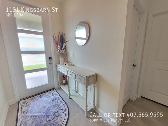 Photo - 1151 Kingsbarn St