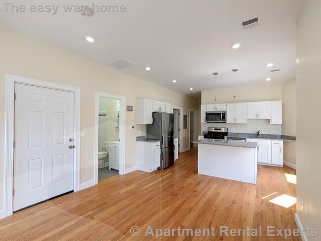 Photo - 2 Sacramento Pl Unidad 3