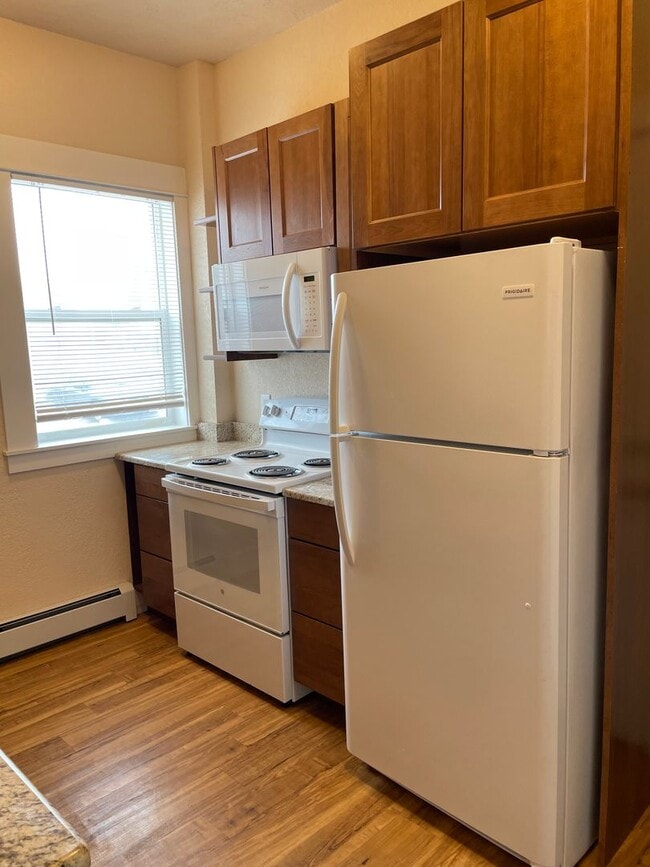 Photo - Johnstown Apartments (KC-KS) Unit 01