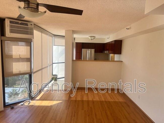 Photo - 930 Kaheka St