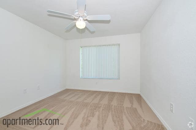 Bedroom - Clipper Cove Apartments