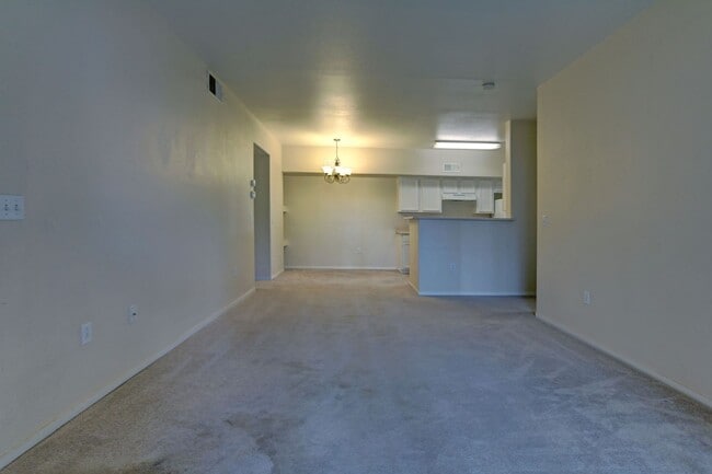 Photo - 2615 W Gary Ave
