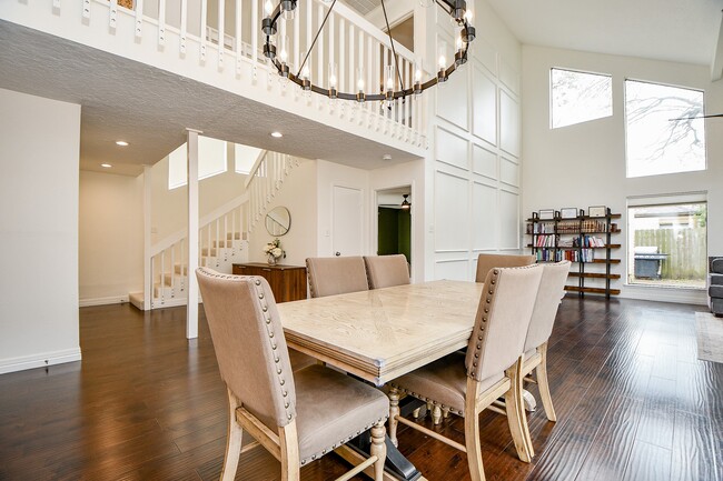 Photo - 7711 Hopewell Ln