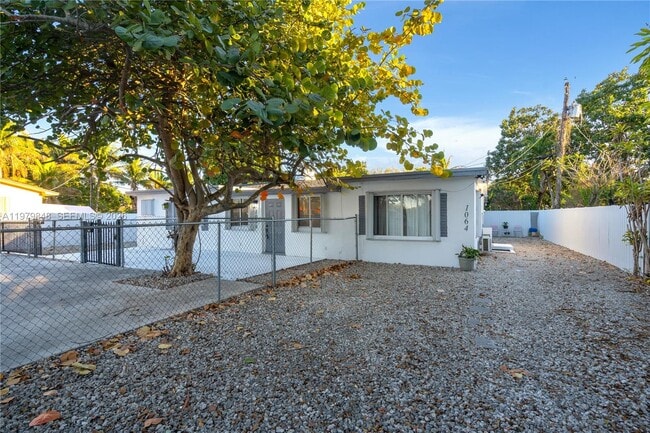 Photo - 1064 NW 103rd St Unit 1066