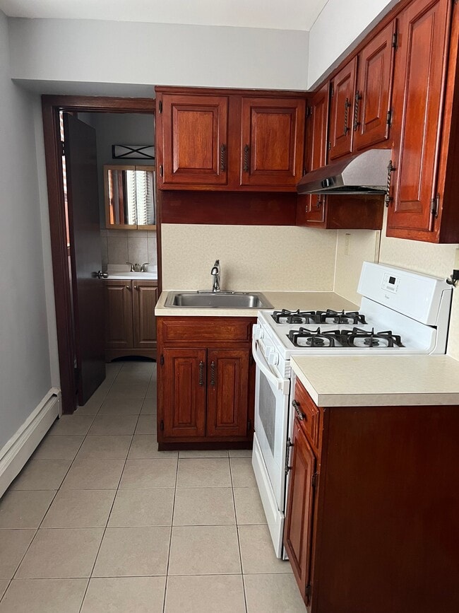 Building Photo - 1077 E Jersey St