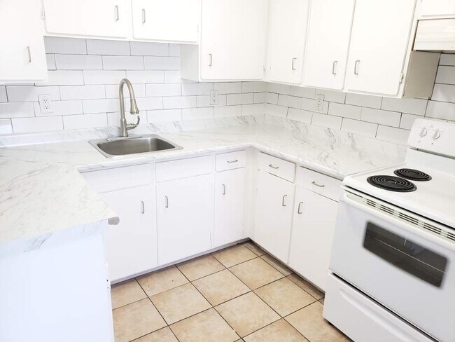 Photo - Hampton Court