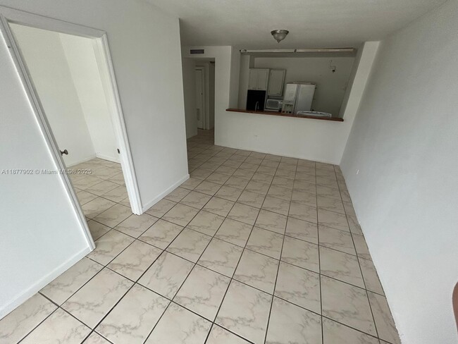 Photo - 7545 E Treasure Dr Unit 4D