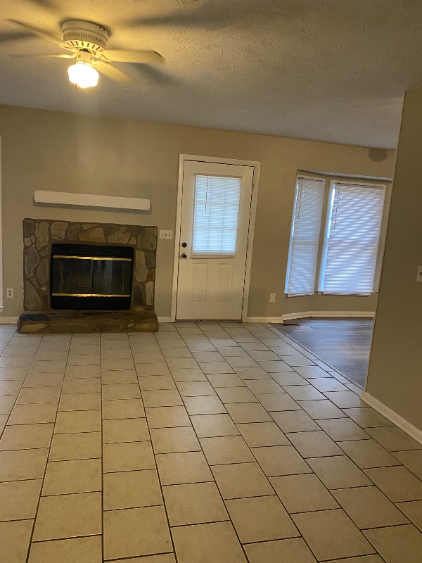 Photo - 6809 Kingsgate Dr