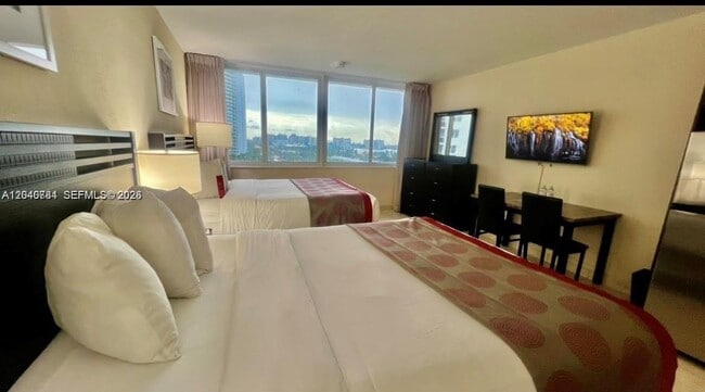 Photo - 19201 Collins Ave Unidad 942