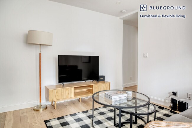 Photo - 160 E 48th St Unit FL13-ID1170