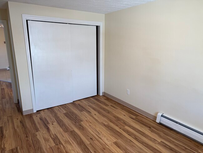 Photo - 106 Granite St Unit 14