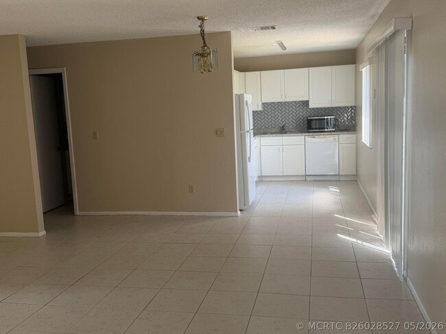 Photo - 1131 SE Parrish Ct