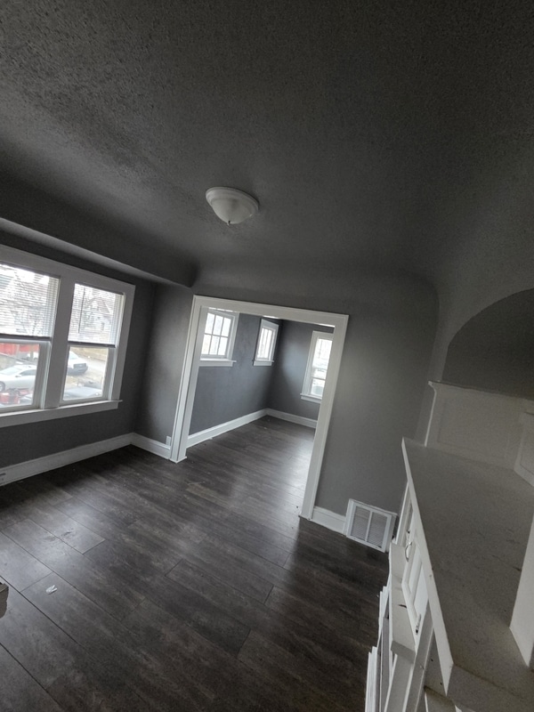 Photo - 2422 W Concordia Ave