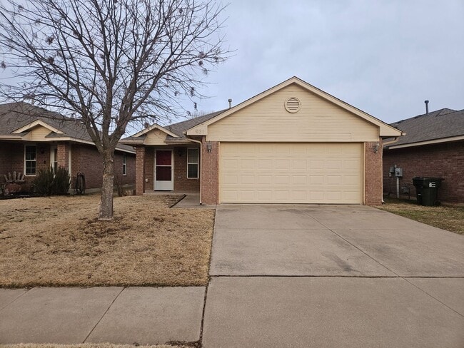 Building Photo - (3) Bed/(2) Bath SE Norman Available NOW!