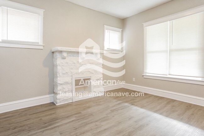 Photo - 4107 Woodland Ave