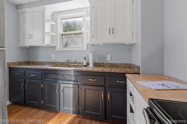 Photo - 2618 Phillips Ave