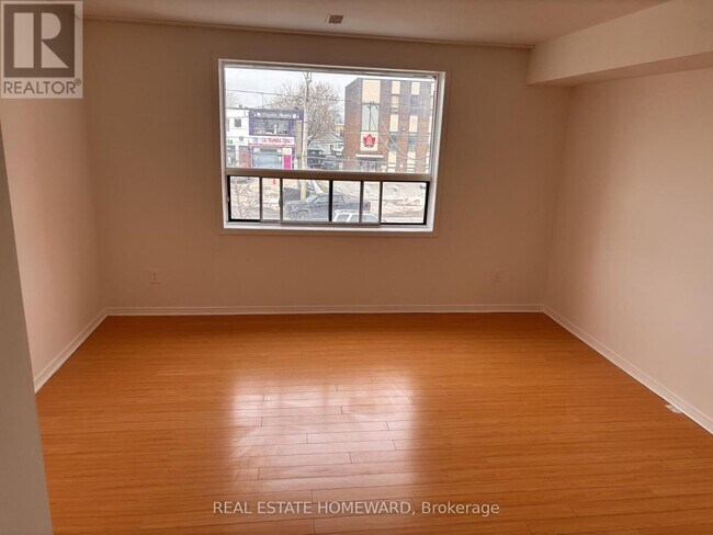 879A Wilson Ave