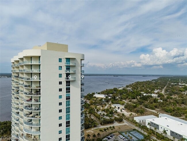 Photo - 3000 Oasis Grand Blvd Unit LPH1