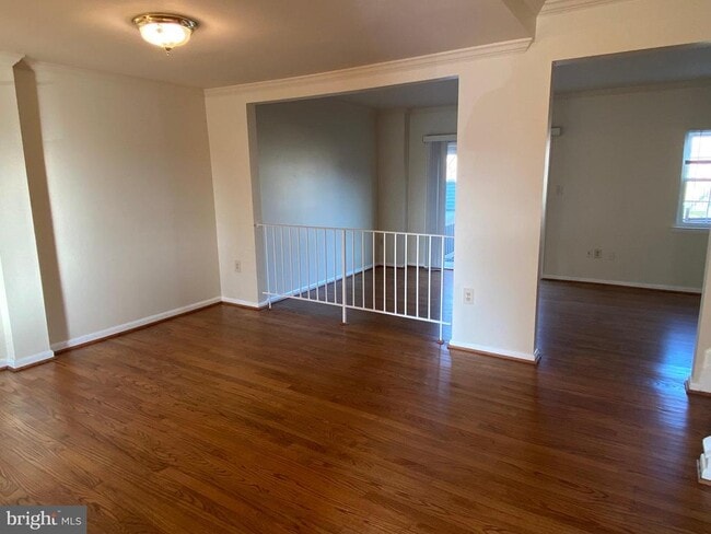 Photo - 7432 Pohick Rd