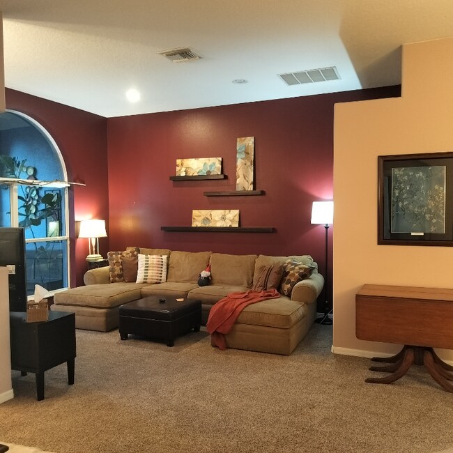 Photo - 12408 N Ola Ave Unidad 3