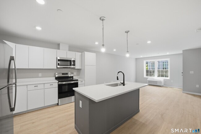 Photo - 589 Bedford St Unit 207