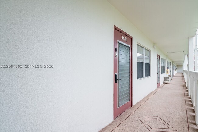 523 Fanshaw N Unit 523