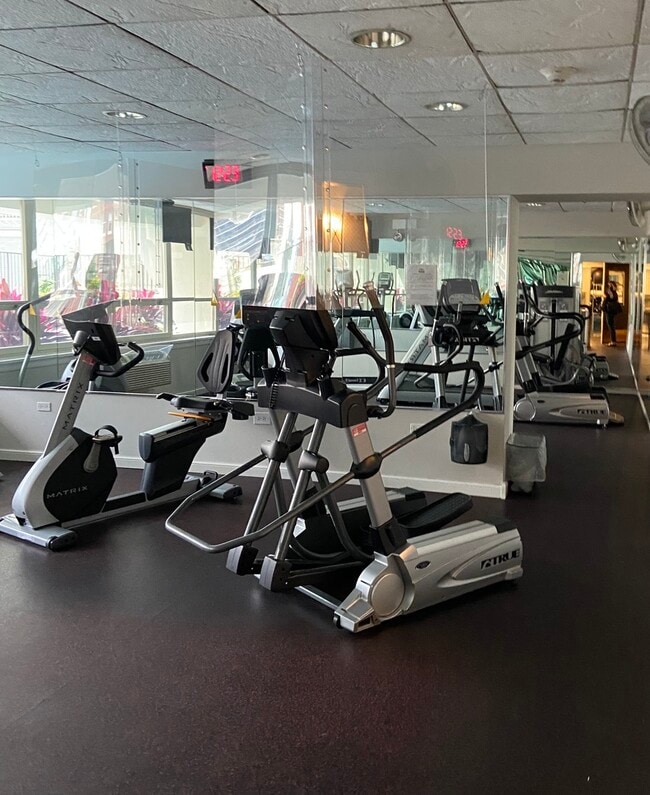 Photo - 111 E Chestnut St Unidad 39D