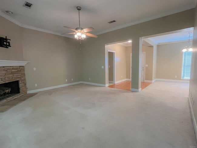 Photo - 1824 Woodmere Loop