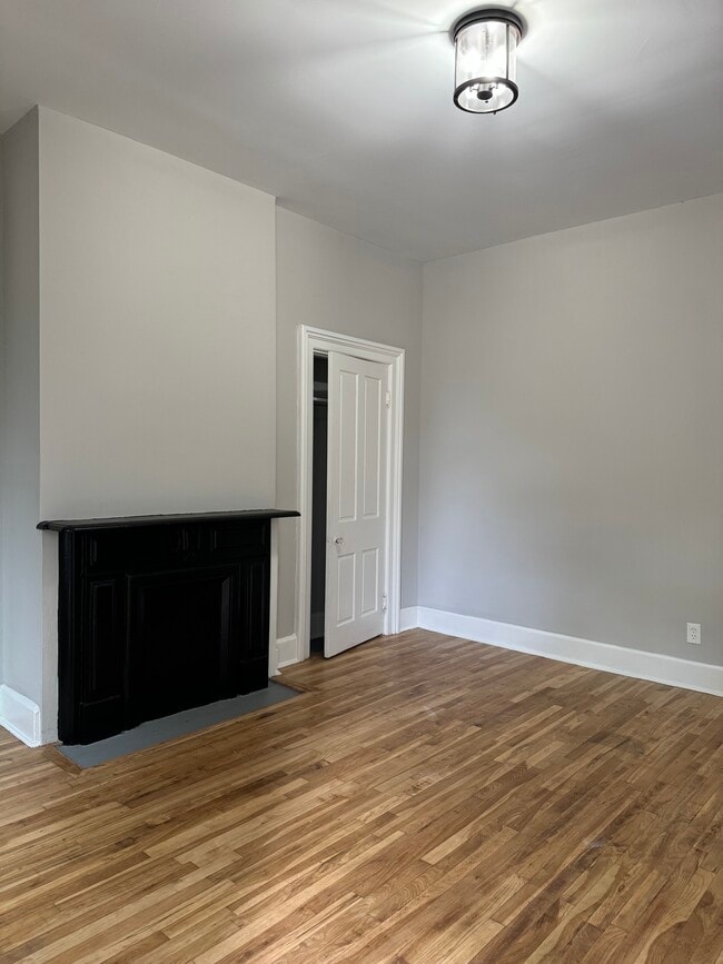 living room /closet - 1314 Chase Ave