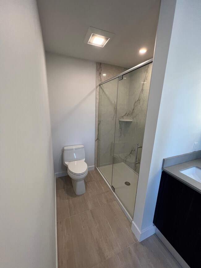 Photo - One Franklin