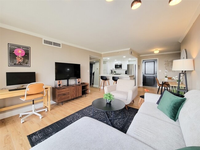 Photo - 3525 Sage Rd Unit 908