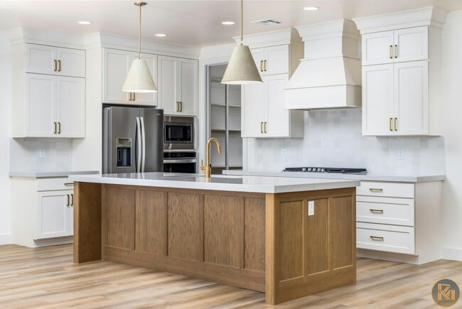 Photo - 1806 S Roy Ct