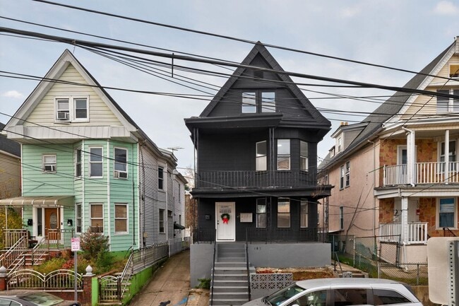 Building Photo - 107 Brown Pl Unit 3