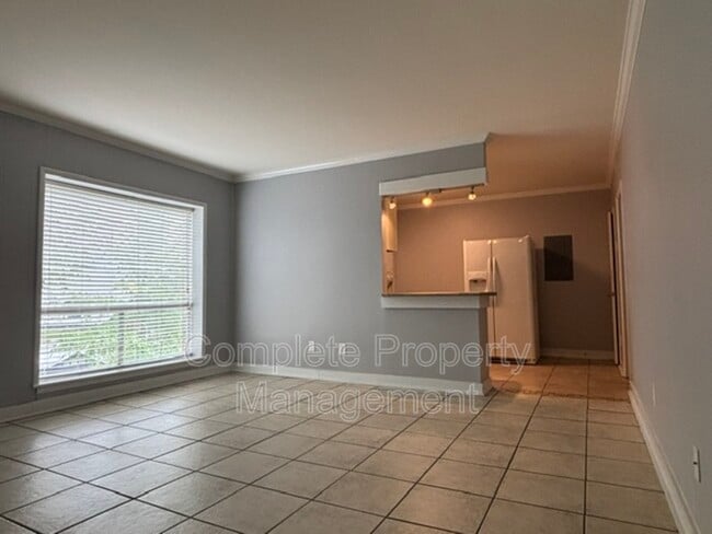 Building Photo - 55 Hanover Cir