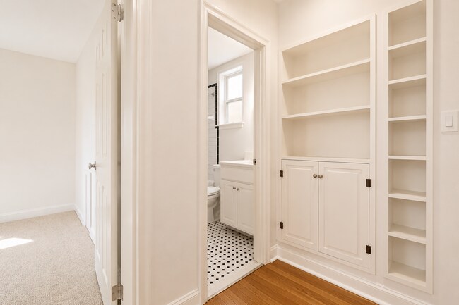 3937 S St. SE, Unit 108
