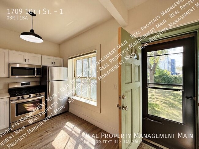 Photo - 1709 10th St Unit 1